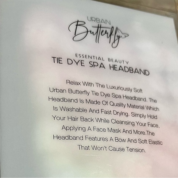 Bundle of Jane Carter quench curl hydrator, b total edge wax & tie dye headband - Picture 15 of 16